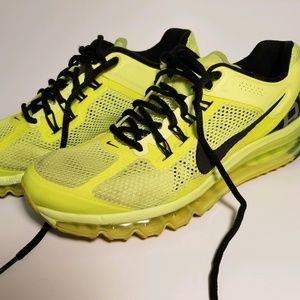 Nike Air Max Volt Men's Size 9.5